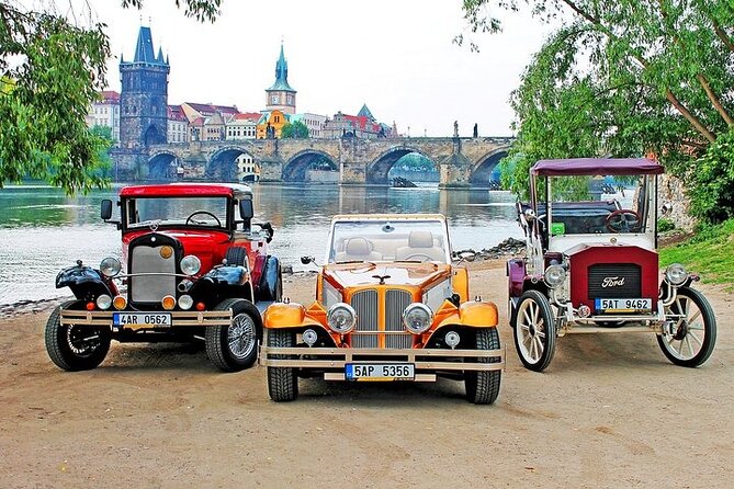 1 hour Old timer Convertible Prague Sightseeing Tour - Five things to know before you book