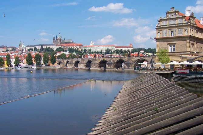1 hour Prague Panoramic Vltava River sightseeing Cruise - Prague Castle from the river