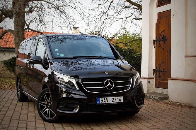 1-way Prague to Vilshofen private transfer - up to 7 passengers - Leaving Prague from your own doorstep