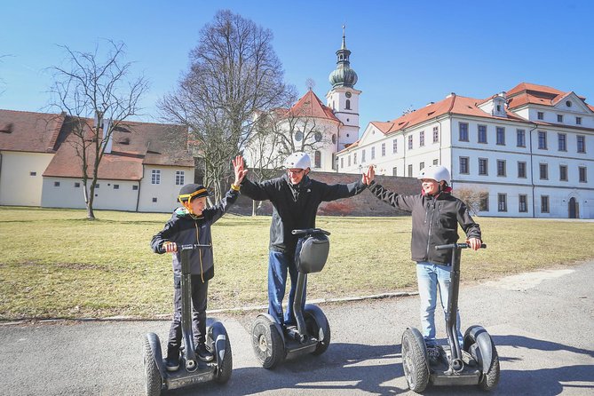 3h Small-Group Segway Tour & Free Taxi Transport ️with PragueWay - Ladronka Park and the pleasure of open paths