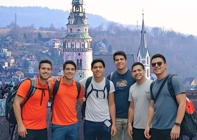 5h All-in SUMMER Tour River Cruise, Castle, Lunch & Treats☀️ - Entering the Little Castle and its furnished rooms