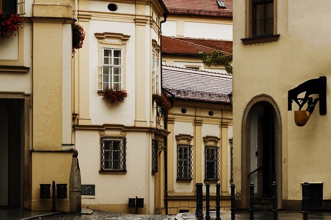 Brno Historical Walking Tour - Art nouveau details and the value of a local guide