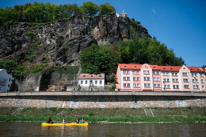 Canoeing on the Elbe river from Děčín to Bad Schandau - Starting at Camp Děčín beside the Elbe