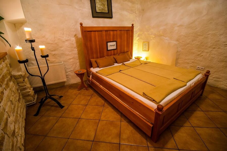 Caroline Bernard Beer Spa Prague with Beer & Massage Option - Practical tips before you go