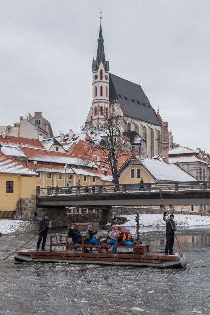 Český Krumlov: Advent Wooden Raft River Cruise - The 30-Minute River Route