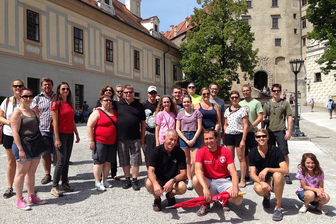 Český Krumlov Free Tour - Who should book this walk?