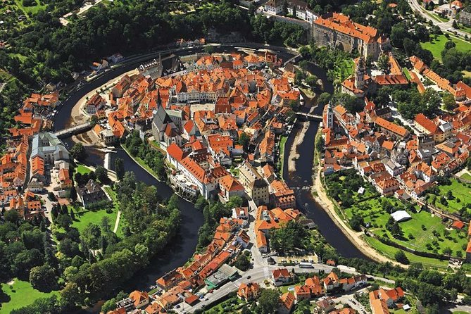 Cesky Krumlov Full day tour from Prague and back - Why Cesky Krumlov makes a strong day trip from Prague
