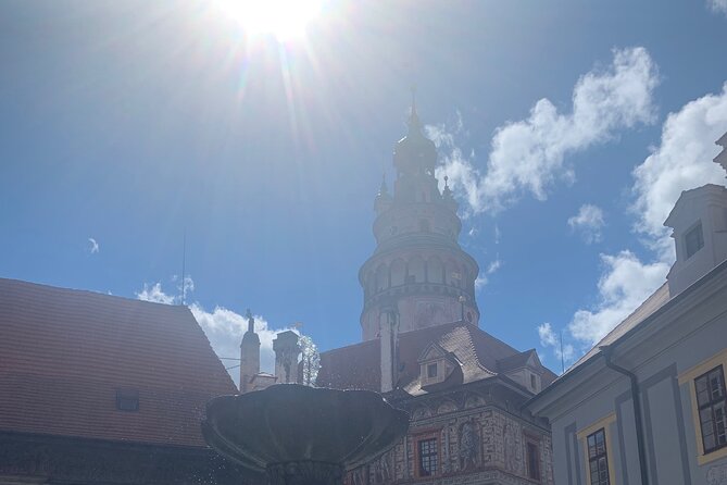 Cesky Krumlov medieval UNESCO sites - private tour with PERSONAL PRAGUE GUIDE - Forty minutes in the medieval center