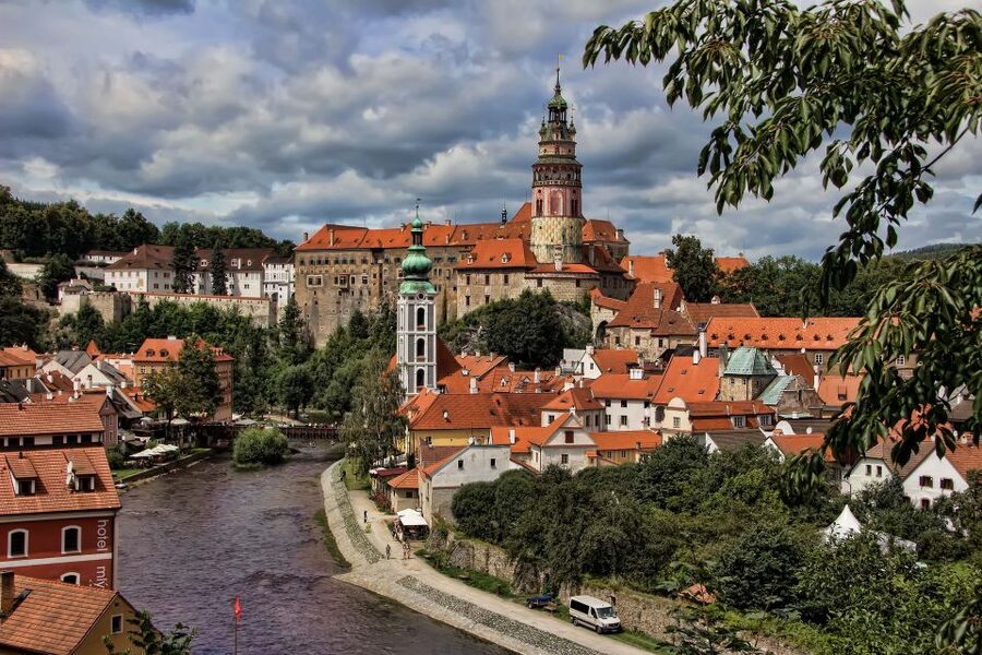 Cesky Krumlov Private Day Trip from Prague - Guides who make the day better