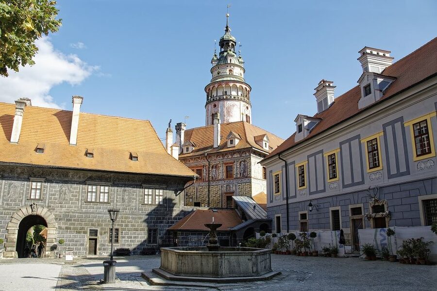 Cesky Krumlov Private Day Trip from Prague - The drive south with a private guide