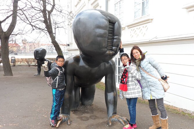 Communism and World War 2 Prague City Tour - Jewish Old Town and wartime memory