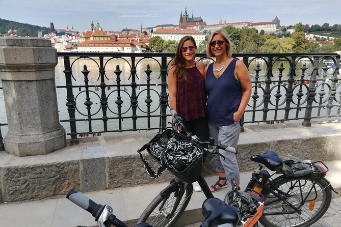 Communism and World War 2 Prague City Tour - Communism, protest, and the Velvet Revolution