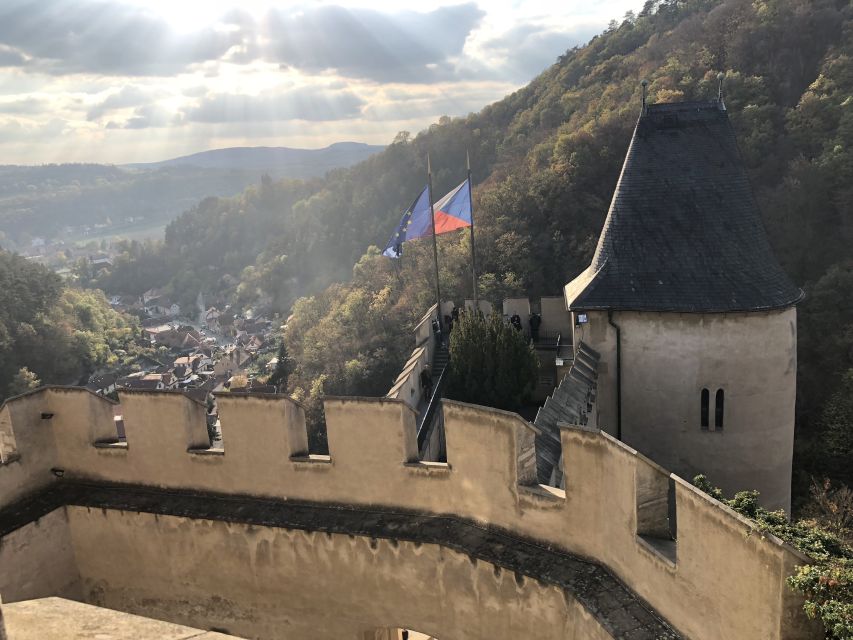 Countryside Bike Tour From Prague To Karlstejn Castle - Why the guide can make or break the ride