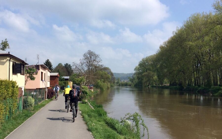 Coutryside bike tour to Karlstejn Castle. - Karlstejn village and its simple lunch stop