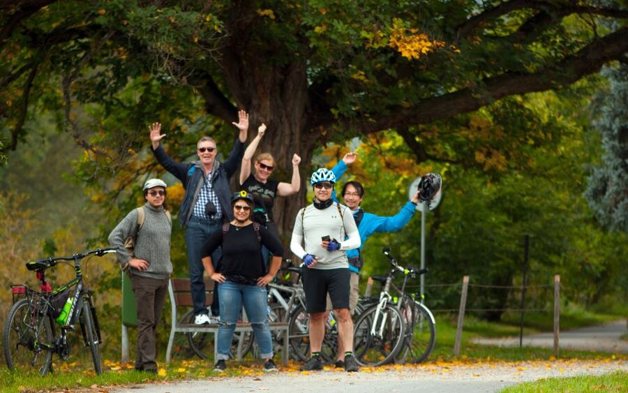 Coutryside e-bike tour to Karlstejn Castle - Who should choose this ride