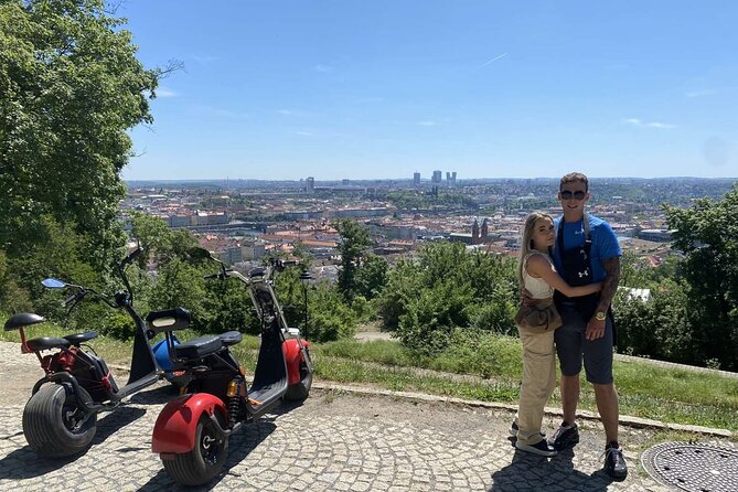 Create your own route on eScooter and enjoy Prague on wheels! - From the Jewish Quarter to the expensive Pařížská street