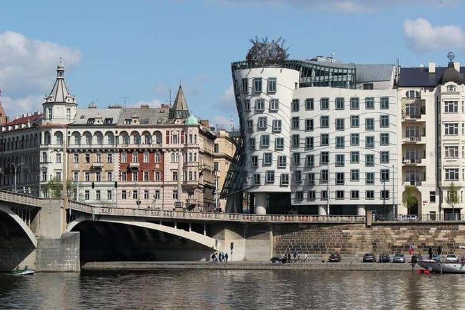 Discover Prague’s most Photogenic Spots with a Local - Key points before you book