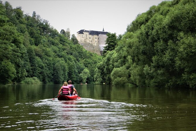 Easy Canoe Mission to the Sazava River from Prague Day Trip - Group size and guide support