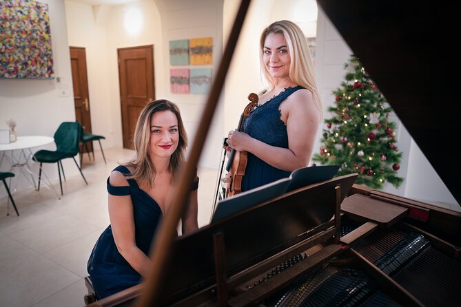 Everything Czech Vše České - Exclusive Czech Cultural Evening - A small gallery with a Czech point of view