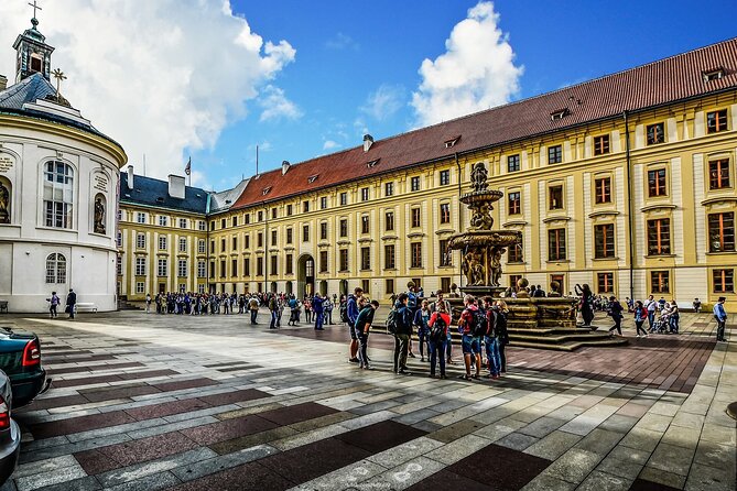 Explore the Historic Prague Castle: Private Half-Day Walking Tour - Why Prague Castle works best with a private guide