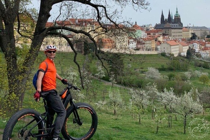 FAT TIRE E-BIKE GREAT TOUR - river, parks & panoramic views tour - Kafka’s fountain and Rudolfinum