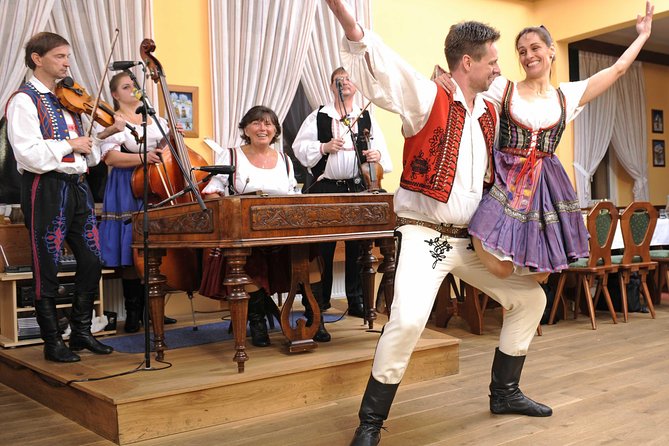 Folklore Evening with Music and Dinner - Key things to know before booking