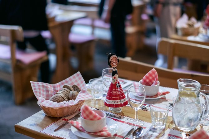 Folklore Evening with Music and Dinner - The 7 p.m. start and the ride beyond central Prague