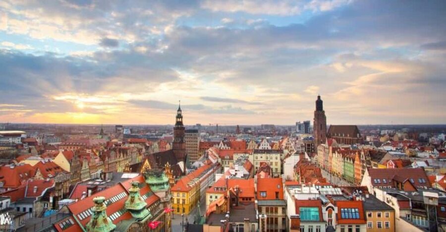 From Dresden: Prague Guided Day Trip by Coach - Three hours to make Prague your own