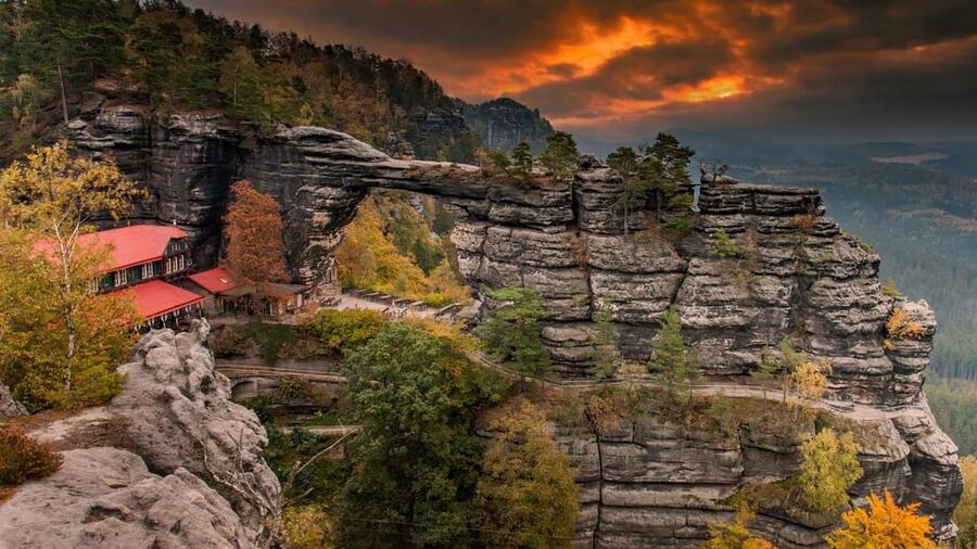From Prague: Bohemian & Saxon Switzerland Iconic Day Trip - The Prague pickup and the two-hour ride north