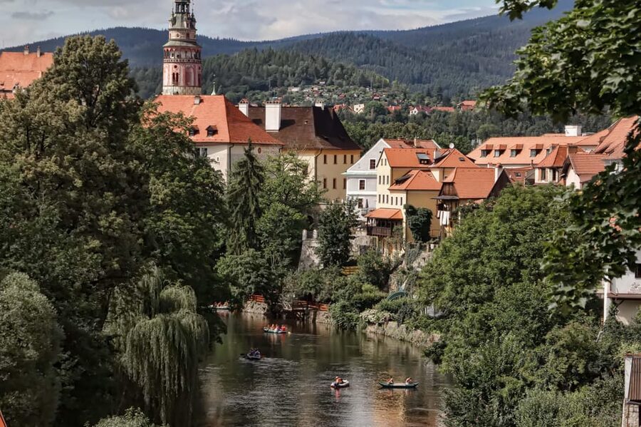 From Prague: Český Krumlov Full-Day Tour with Pickup - The castle courtyards and Filip’s storytelling