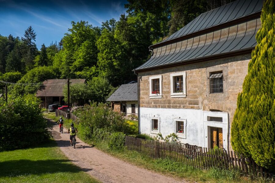 From Prague: E-Mountain Biking Trip to the Bohemian Paradise - The Nebakov descent and a proper lunch stop