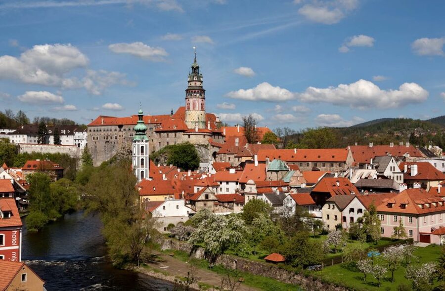 From Prague: Full-Day Český Krumlov Tour with Lunch - Key Points Before You Book