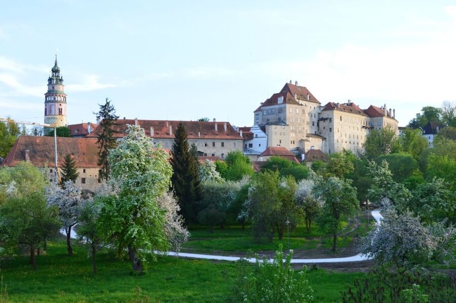 From Prague: Full-Day Trip to Česky Krumlov - Pickup details that can make or break the morning