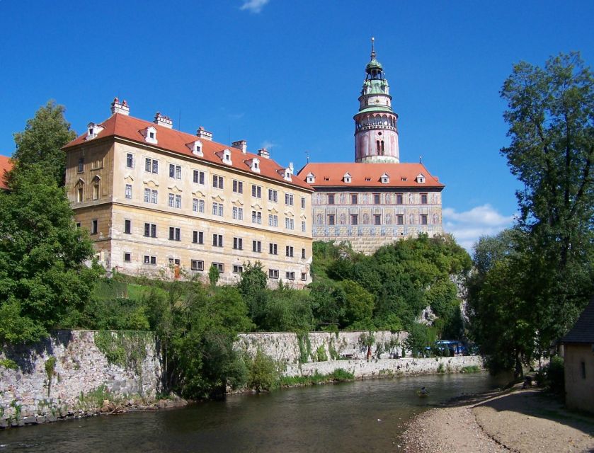 From Prague: Full-Day Trip to Česky Krumlov - Exploring the second-largest castle complex in the Czech Republic