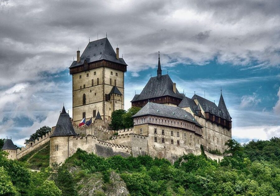 From Prague: Karlštejn Castle & Koněprusy Caves Tour - Why This Day Trip Works So Well