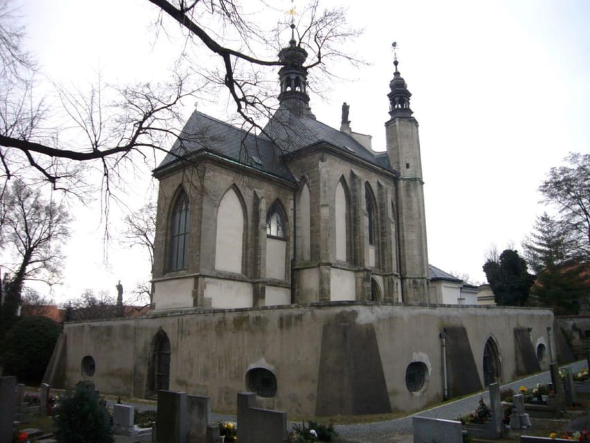 From Prague: Kutna Hora private Day Tour by car - Key points to know before booking