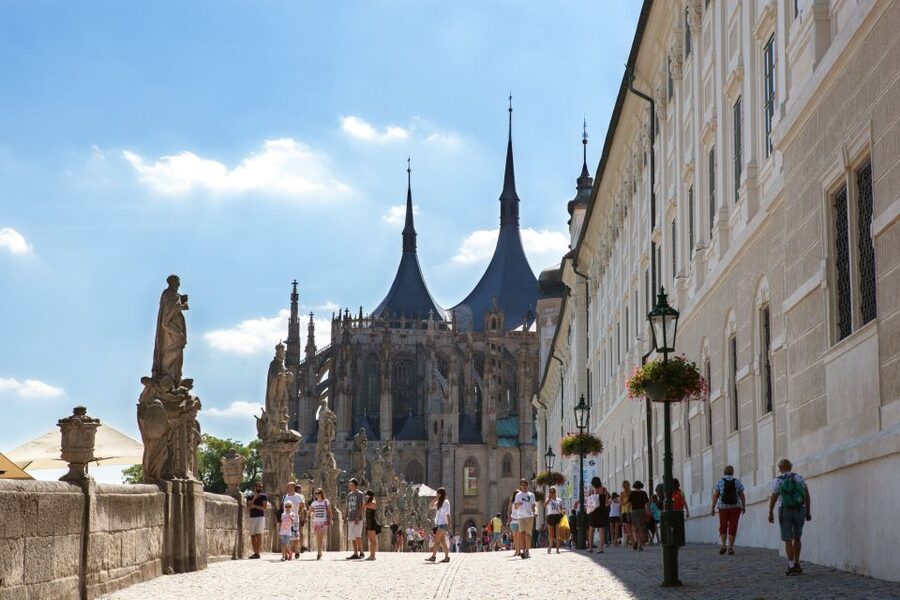 From Prague: Kutna Hora UNESCO Site Tour with Bone Chapel - Why Kutná Hora makes a good Prague side trip