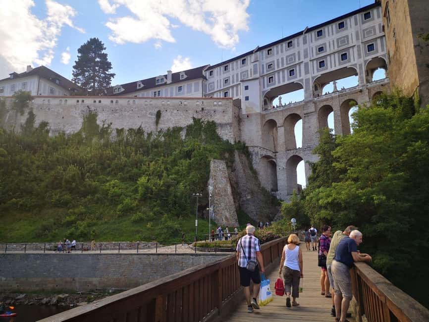 From Prague to the fabulous Cesky Krumlov:fullday experience - Extra Stops If the Day Opens Up