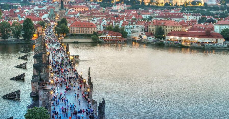 From Vienna: Full-Day Trip to Prague - Old Town Square, Wenceslas Square, and Parisian Street