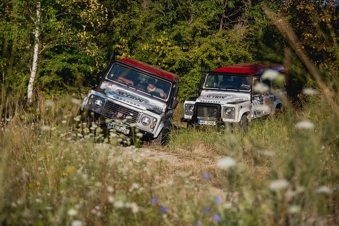 Full-day Land Rover driving off-road experience Prague - Registration and the first vehicle briefing