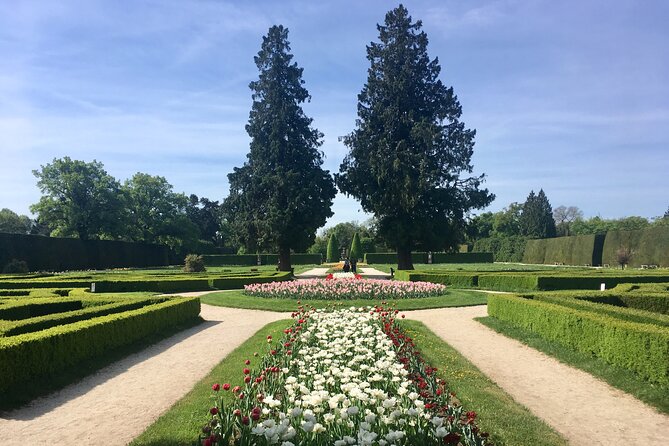 Fullday Private Tour in Lednice and Valtice with Castle Visiting - Valtice: Baroque rooms and Czech wine cellars