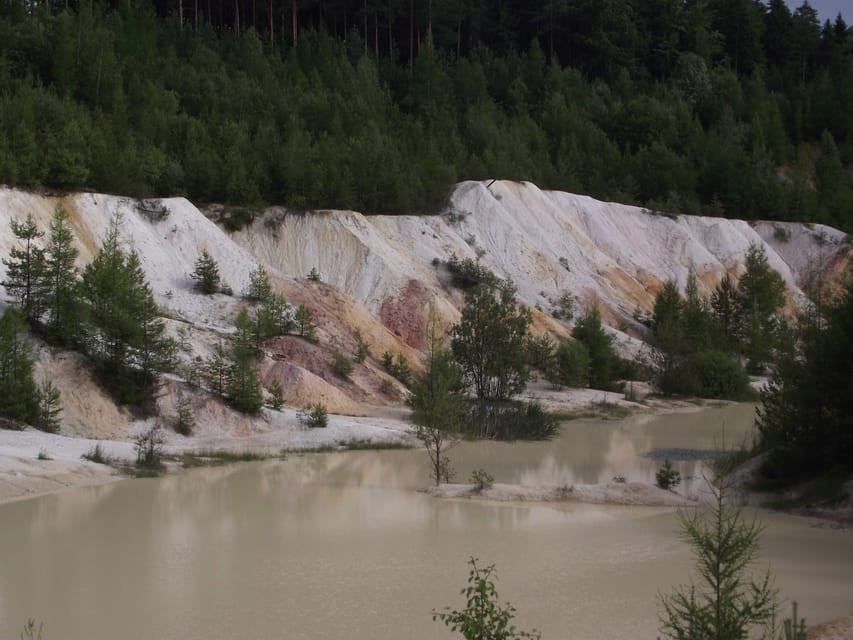 Get to know South Moravia with us. 6 hour tour. - A local view of South Moravia from Brno
