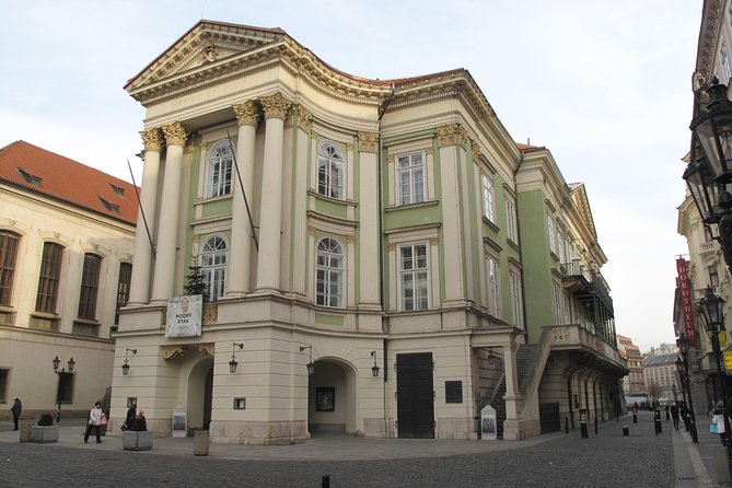 Get to see all sites in one tour - Prague private tour by minivan - Why this private Prague tour works well