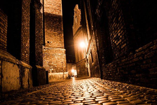 Ghosts and Legends walking tour in Prague - Why the guide can make or break the evening