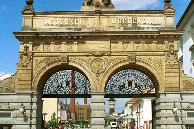 Glass and Brewery Day Trip from Prague - The Drive From Prague to Pilsen