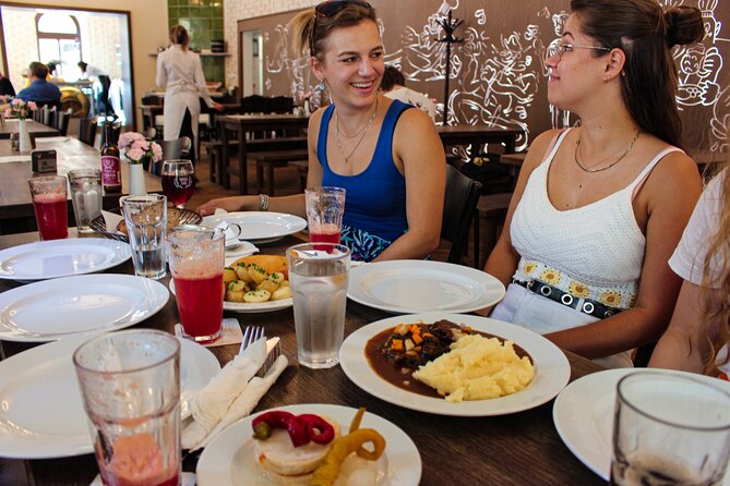 Guided 3-Hour Food Tasting Experience in Prague - What the guides add to the meal