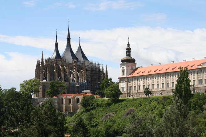 Half Day Trip to Kutna Hora and Bone Church from Prague - What the guide can add, and where things can go wrong