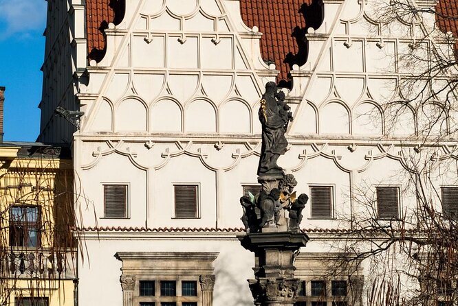 Hidden Beer Gems of Old Prague - Why the small group matters