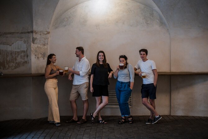 Hidden Beer Gems of Old Prague - Timing, transport, and practical details