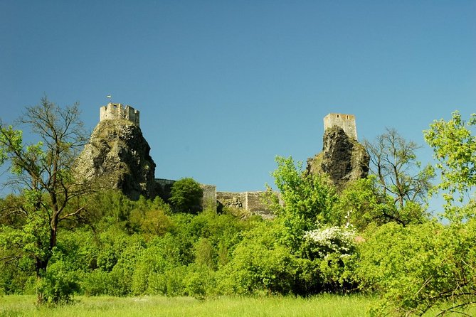 Hiking in fantastic Czech Paradise - Full Day Trip from Prague - Lunch at 15th-century Hruba Skala Castle